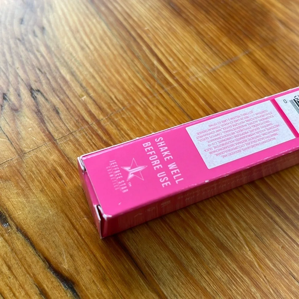 New in Box Jeffree Star Velour Liquid Lipstick‎ in Prom Night Bright Neon Pink